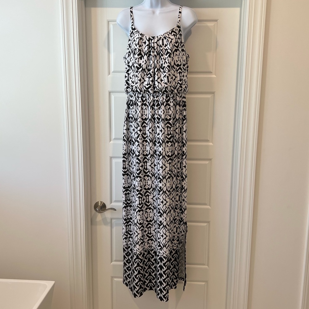 NWOT Maxi Dress, Large, Black and White